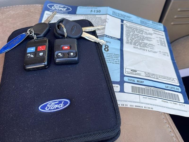 Ford F-150 King Ranch SuperCrew 4WD 2005