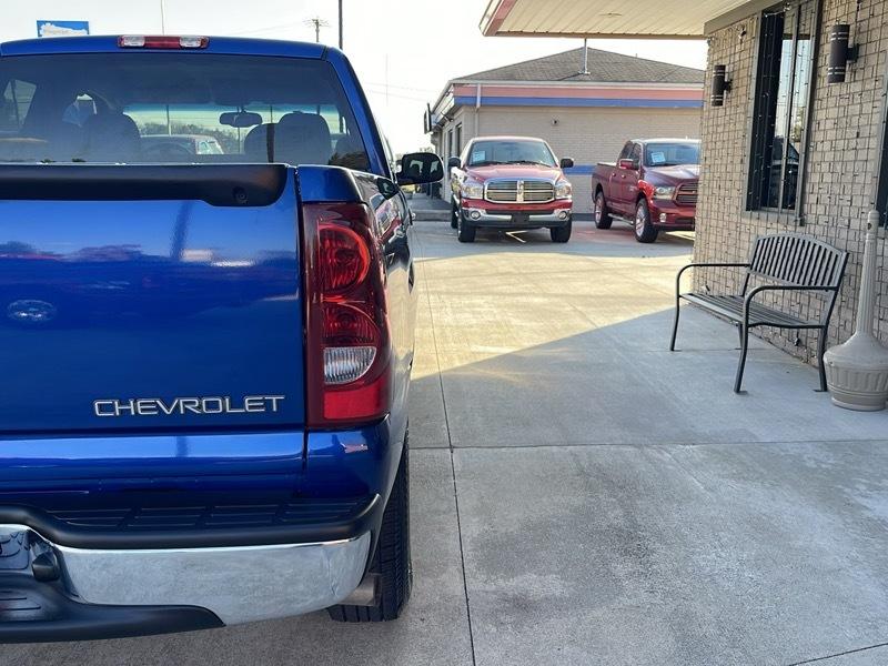 Chevrolet Silverado 1500 LS Ext. Cab Short Bed 4WD 2003