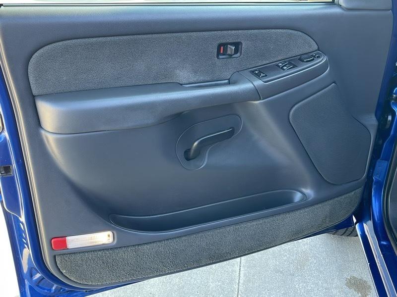 Chevrolet Silverado 1500 LS Ext. Cab Short Bed 4WD 2003