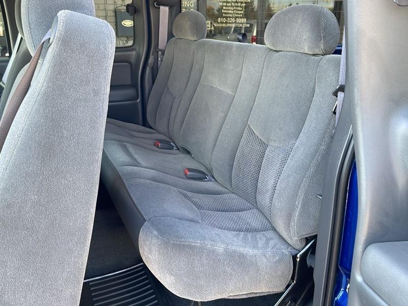Chevrolet Silverado 1500 LS Ext. Cab Short Bed 4WD 2003