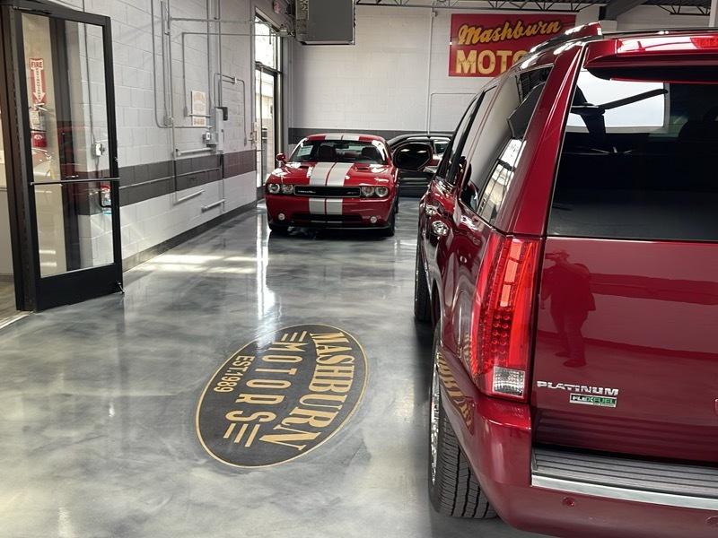 Cadillac Escalade AWD Platinum Edition 2009