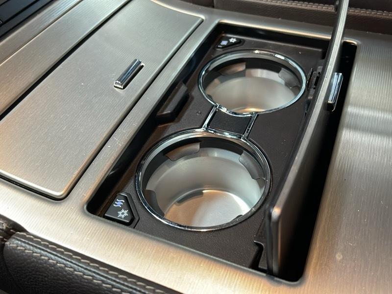 Cadillac Escalade AWD Platinum Edition 2009