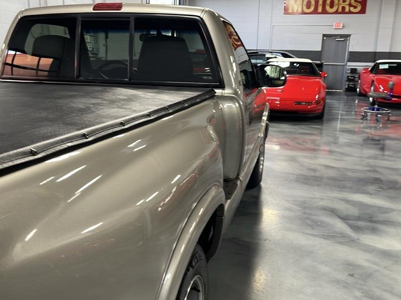 Chevrolet S10 Pickup LS Short Bed 2WD 2000
