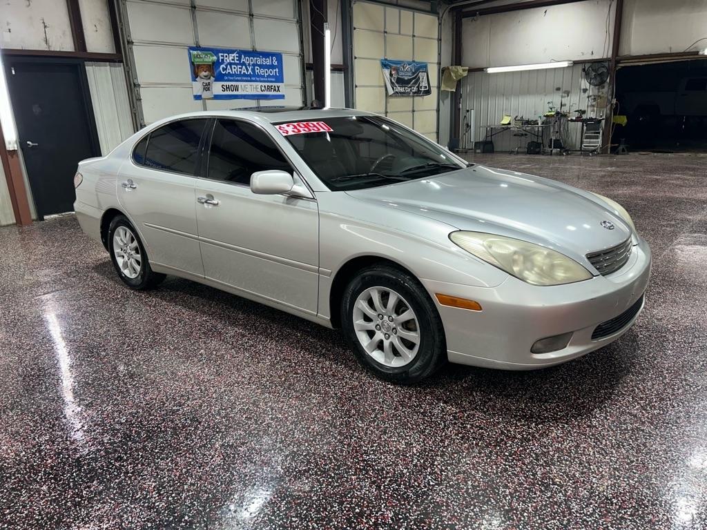 Lexus ES 300 4dr Sdn 2002