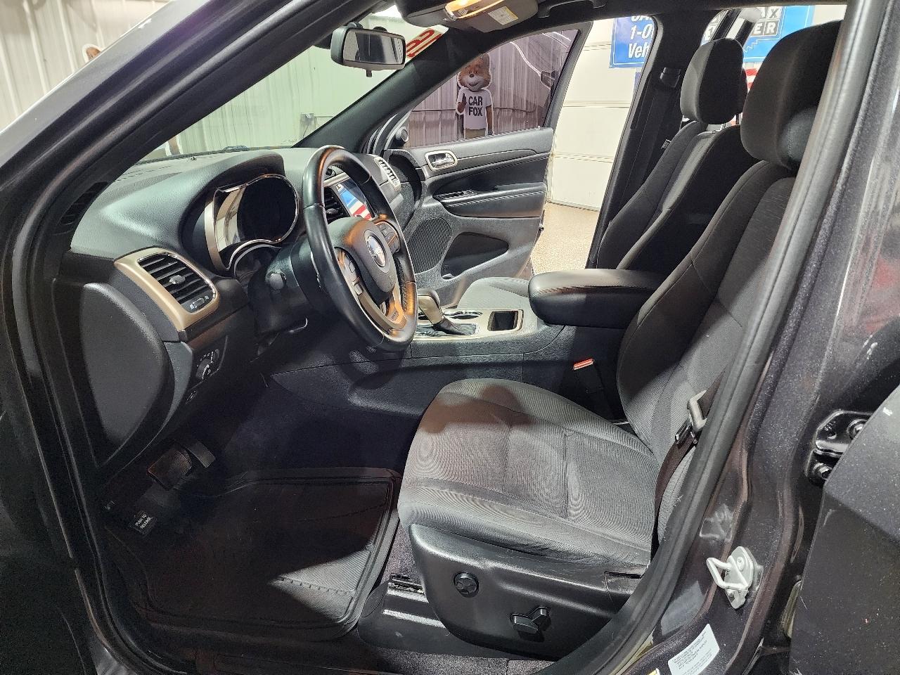 Jeep Grand Cherokee 4WD 4dr Laredo 2016