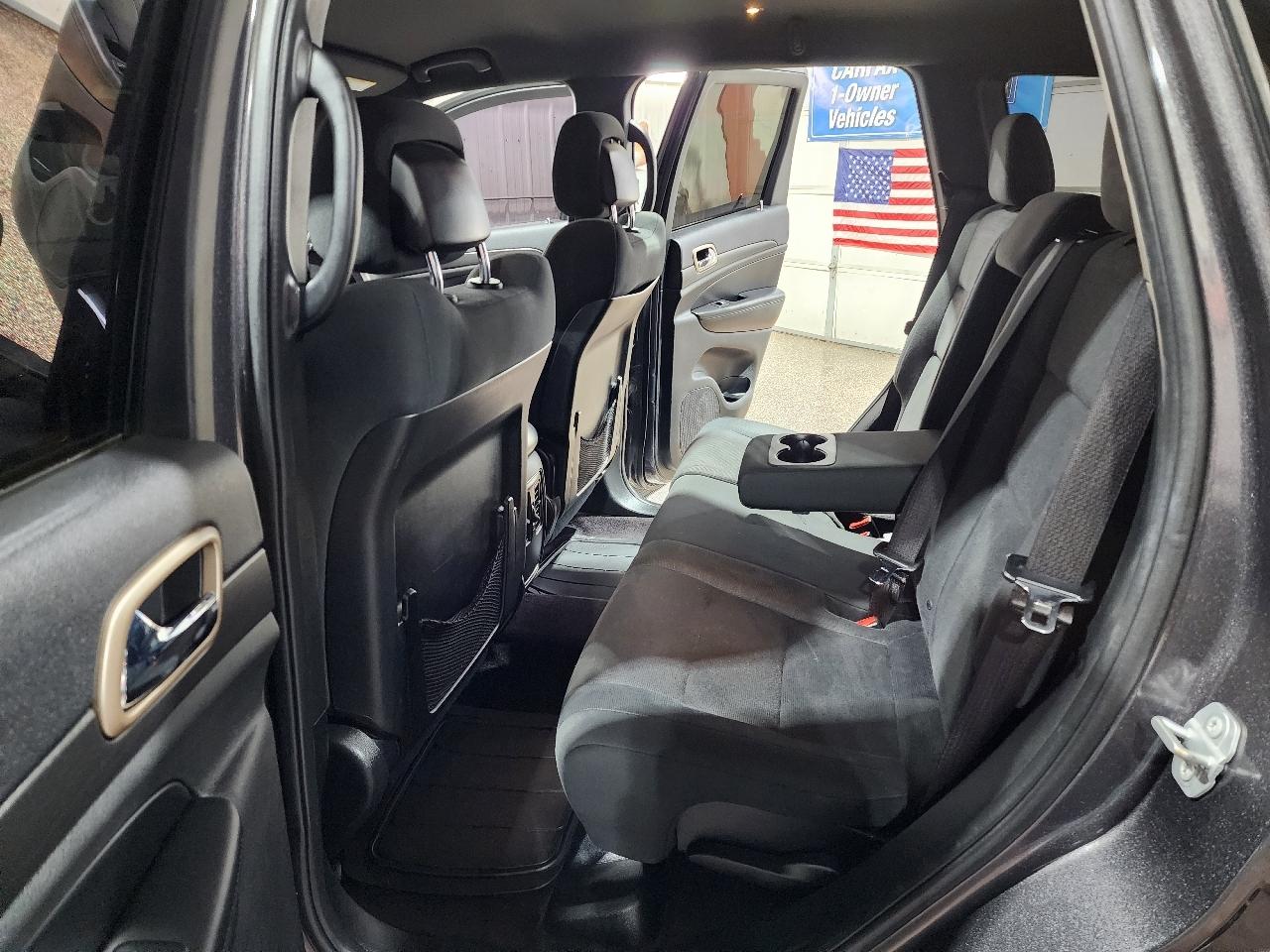 Jeep Grand Cherokee 4WD 4dr Laredo 2016