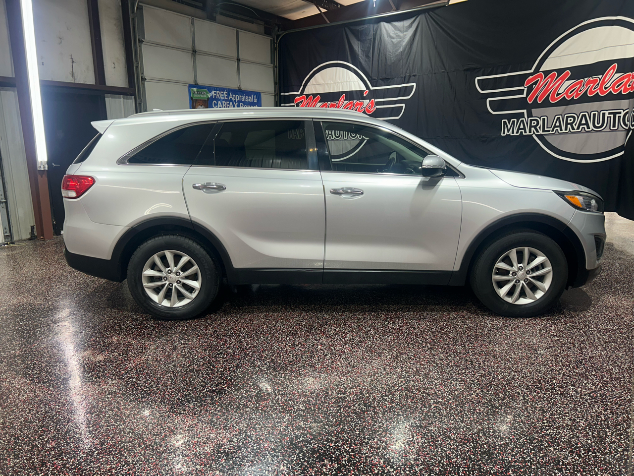 Kia Sorento FWD 4dr 2.4L LX 2016 Kia Sorento FWD 4dr 2.4L LX 2016