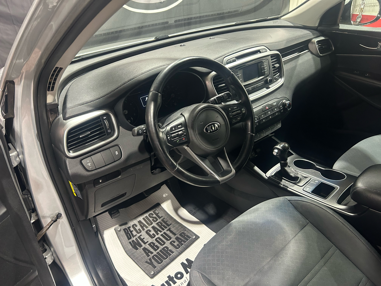 Kia Sorento FWD 4dr 2.4L LX 2016 Kia Sorento FWD 4dr 2.4L LX 2016