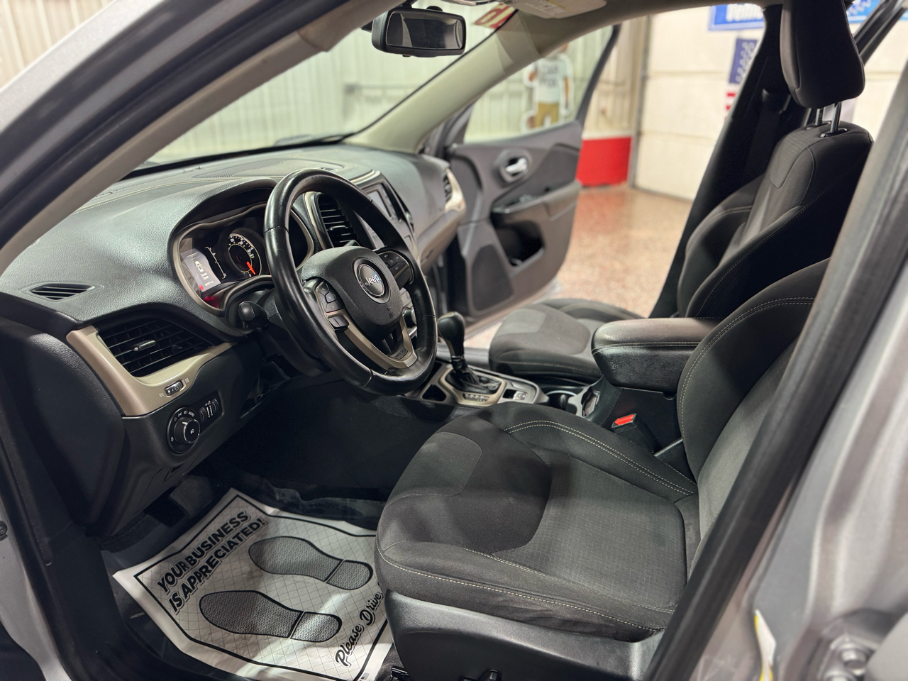 Jeep Cherokee FWD 4dr Latitude 2016