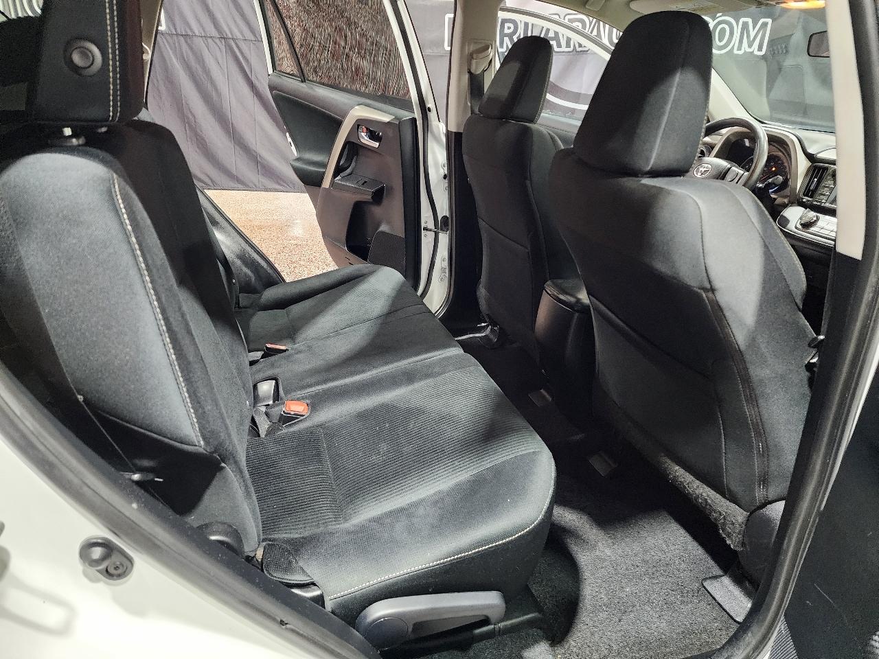 Toyota RAV4 FWD 4dr XLE (Natl) 2015