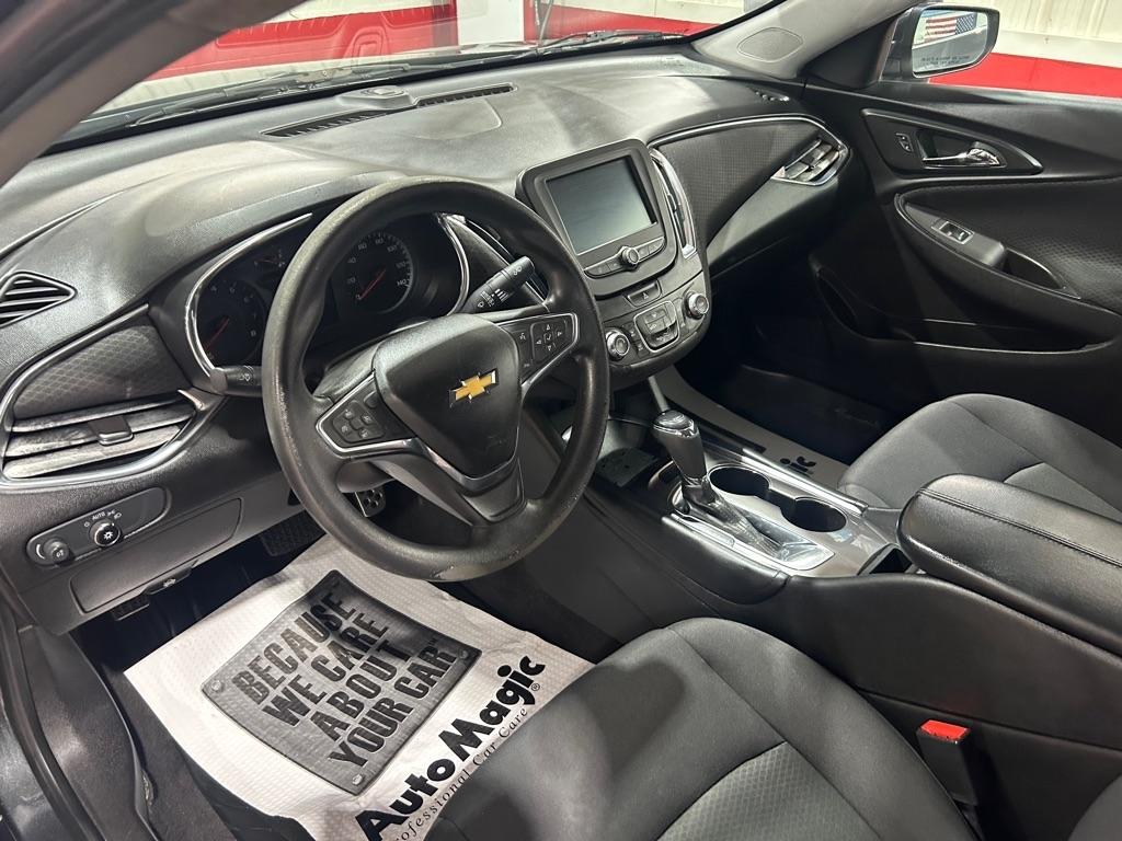 Chevrolet Malibu 4dr Sdn LT w/1LT 2017