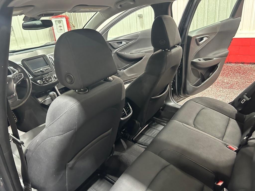 Chevrolet Malibu 4dr Sdn LT w/1LT 2017