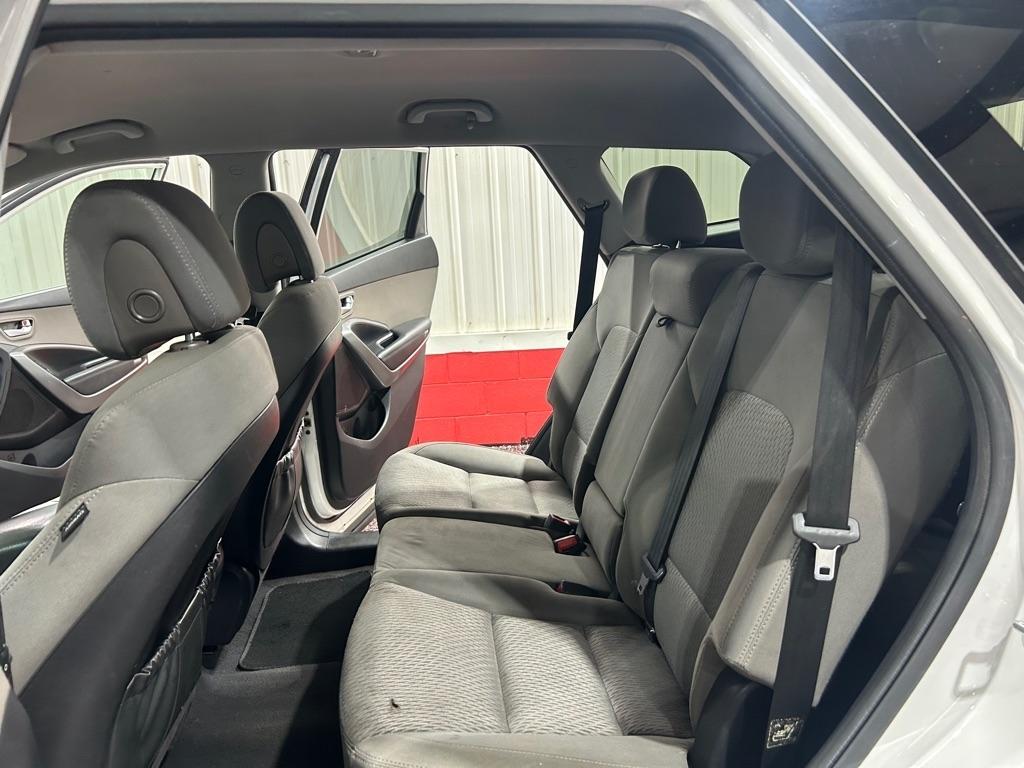 Hyundai Santa Fe FWD 4dr SE 2016