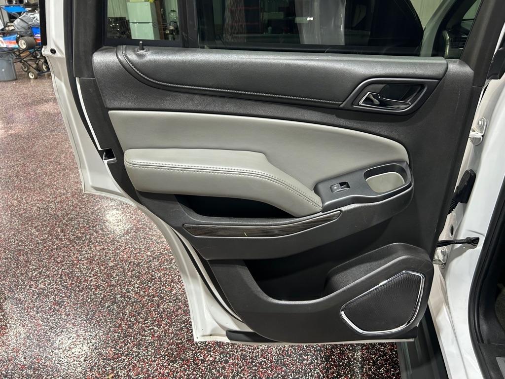 Chevrolet Tahoe 4WD 4dr LT 2016