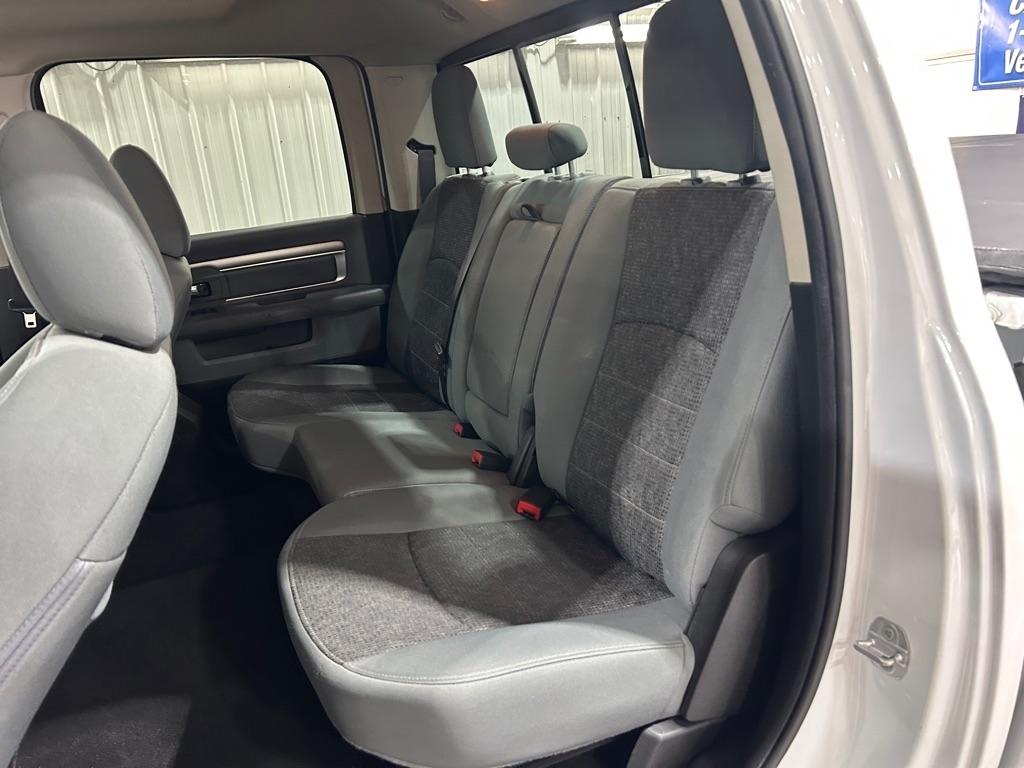 RAM 1500 Classic Big Horn 4x2 Crew Cab 6'4" Box 2019