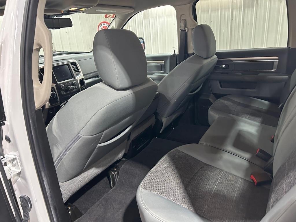 RAM 1500 Classic Big Horn 4x2 Crew Cab 6'4" Box 2019