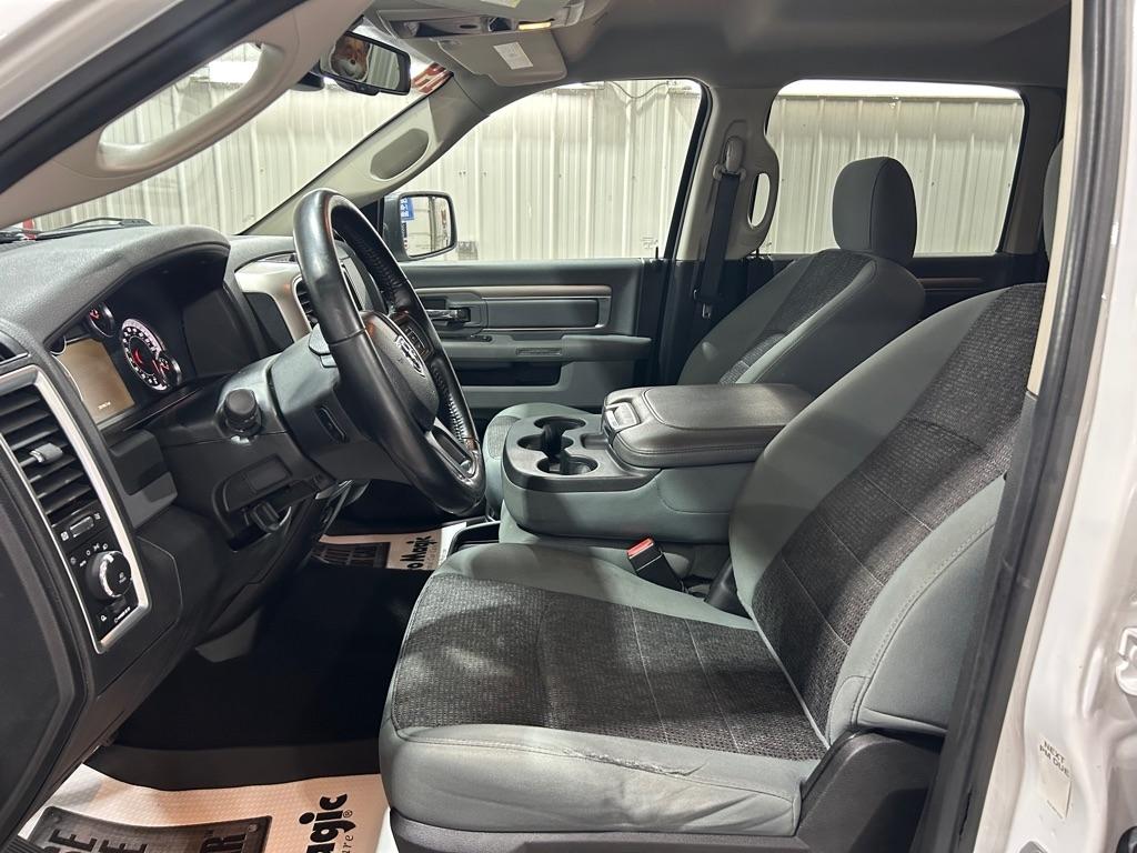 RAM 1500 Classic Big Horn 4x2 Crew Cab 6'4" Box 2019