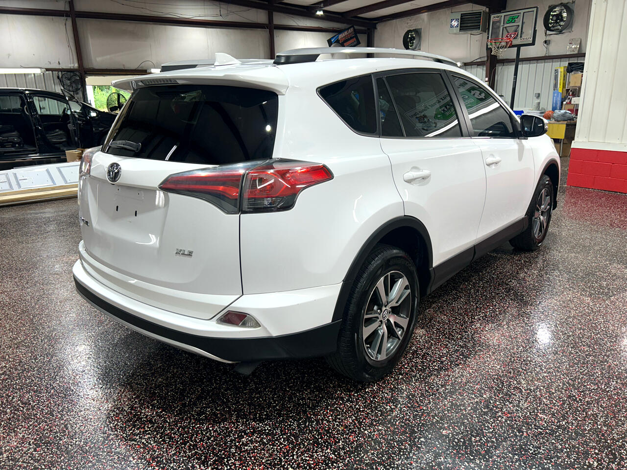 Toyota RAV4 FWD 4dr XLE (Natl) 2016 Toyota RAV4 FWD 4dr XLE (Natl) 2016
