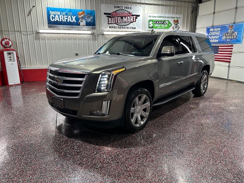 Cadillac Escalade ESV 4WD 4dr Luxury 2019