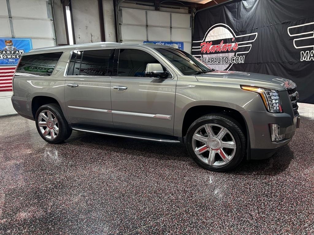 Cadillac Escalade ESV 4WD 4dr Luxury 2019