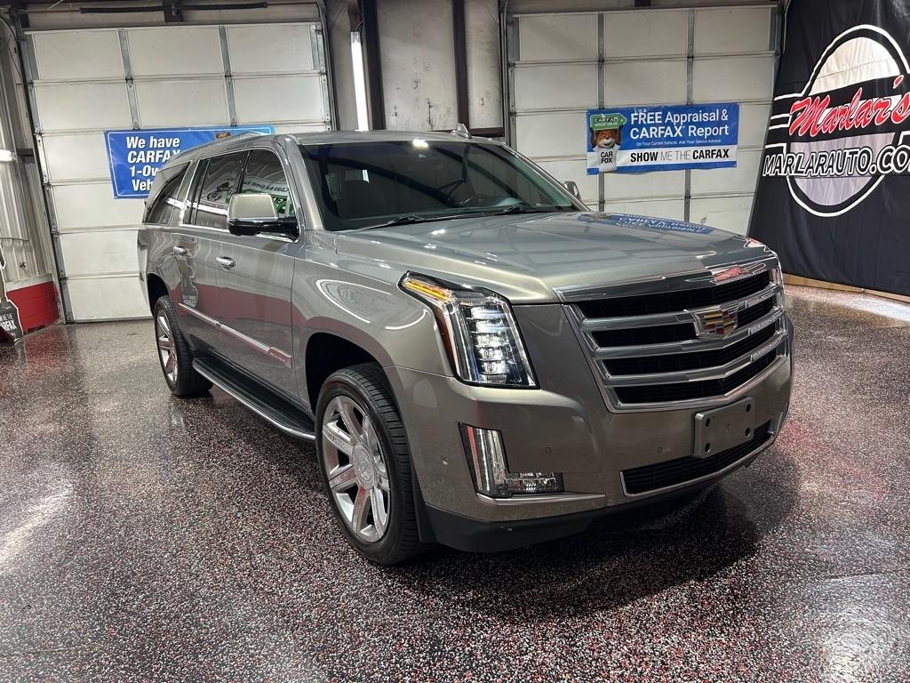 Cadillac Escalade ESV 4WD 4dr Luxury 2019