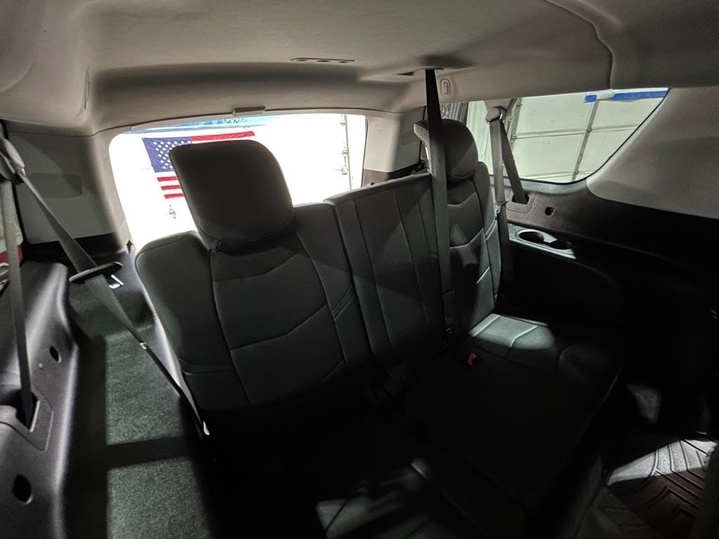 Cadillac Escalade ESV 4WD 4dr Luxury 2019