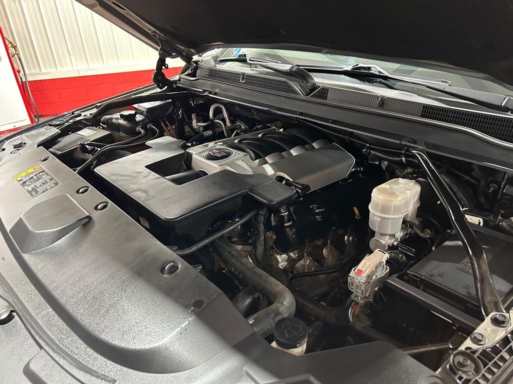 Cadillac Escalade ESV 4WD 4dr Luxury 2019