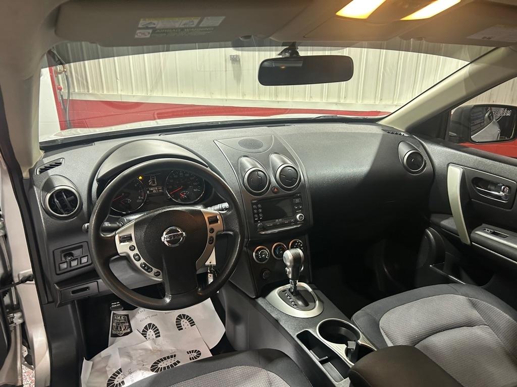 Nissan Rogue AWD 4dr SV 2011