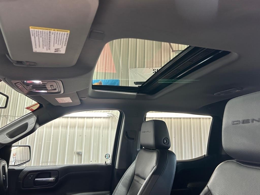 GMC Sierra 1500 4WD Crew Cab 147" Denali 2021