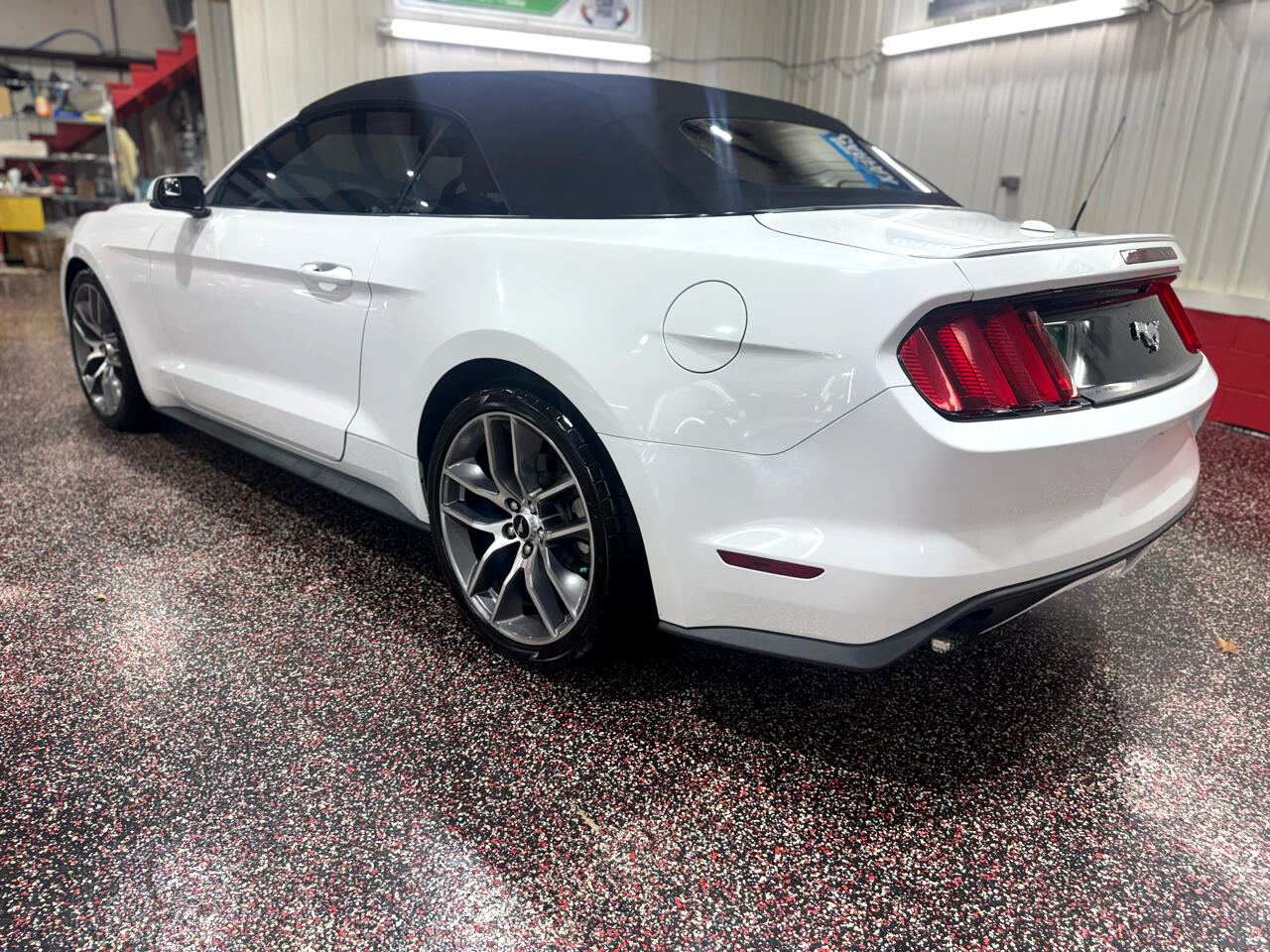 Ford Mustang 2dr Conv EcoBoost Premium 2015 Ford Mustang 2dr Conv EcoBoost Premium 2015