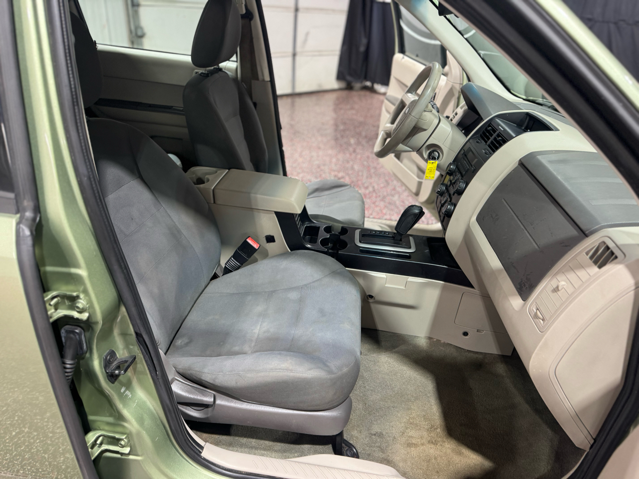 Ford Escape FWD 4dr I4 Man XLS 2008