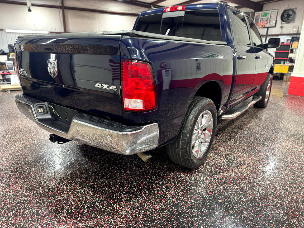 RAM 1500 4WD Crew Cab 140.5" Big Horn 2016 RAM 1500 4WD Crew Cab 140.5" Big Horn 2016