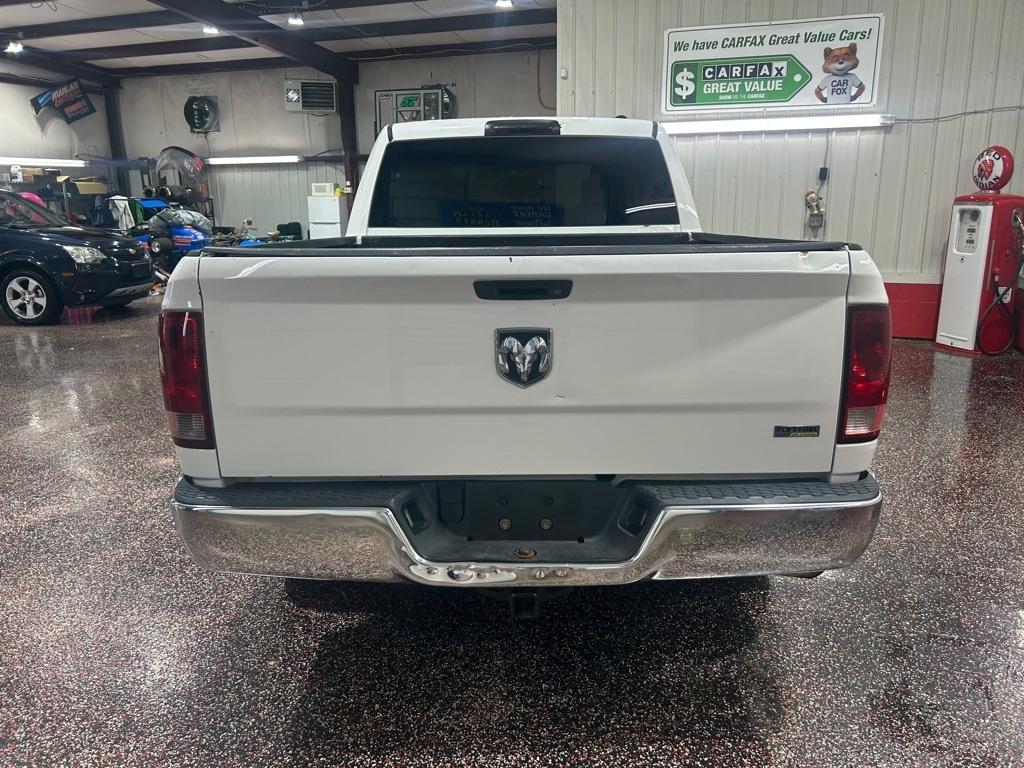 Dodge 1500 2WD Quad Cab 140.5" ST 2011