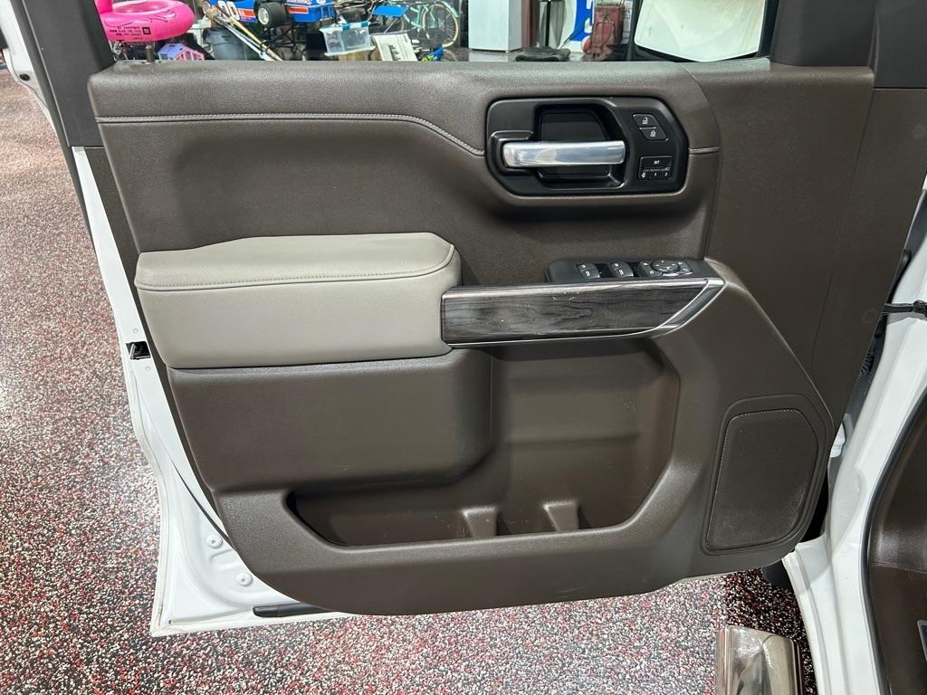 Chevrolet Silverado 1500 4WD Crew Cab 147" LTZ 2021