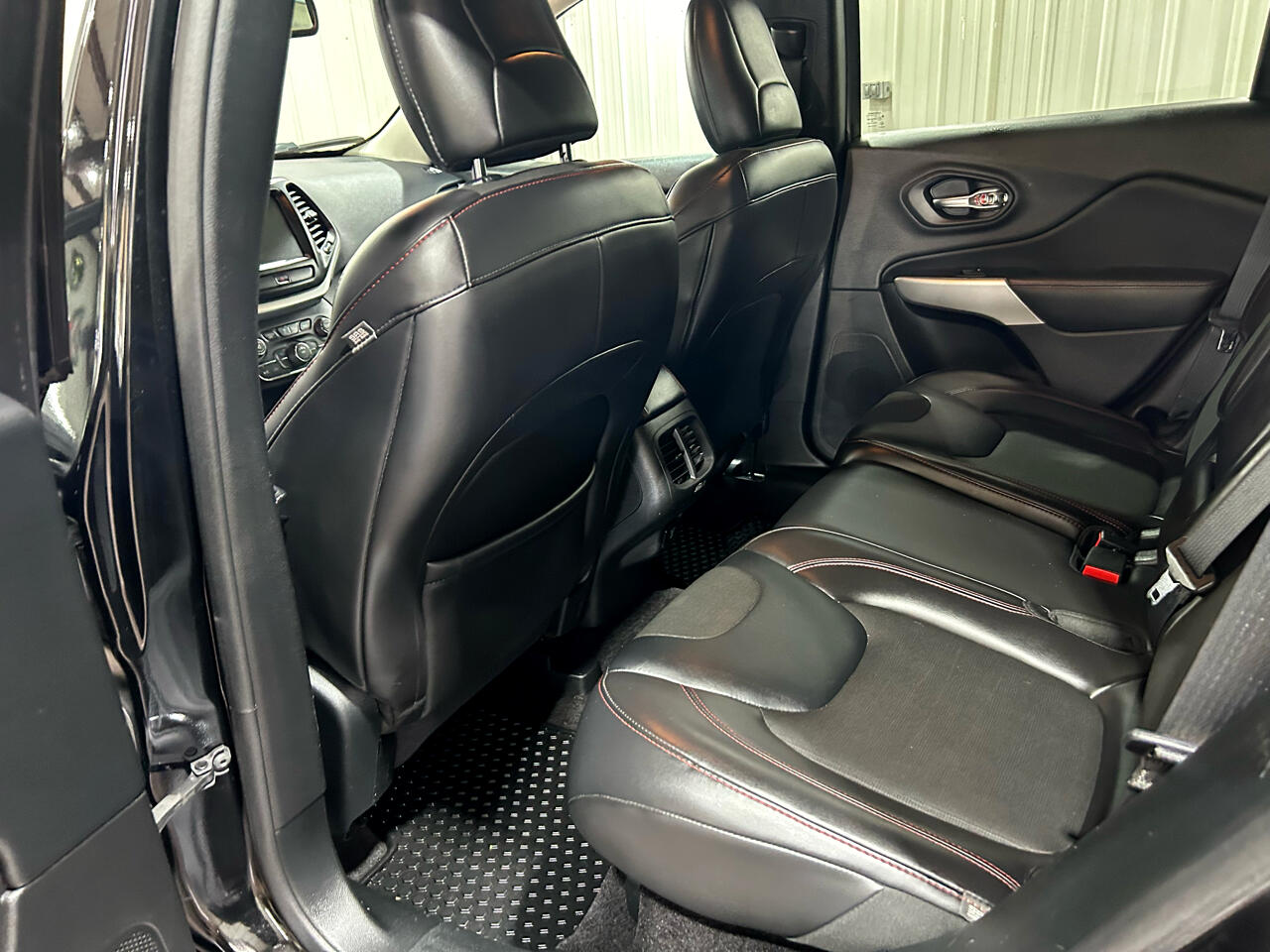 Jeep Cherokee Trailhawk 4x4 2018 Jeep Cherokee Trailhawk 4x4 2018