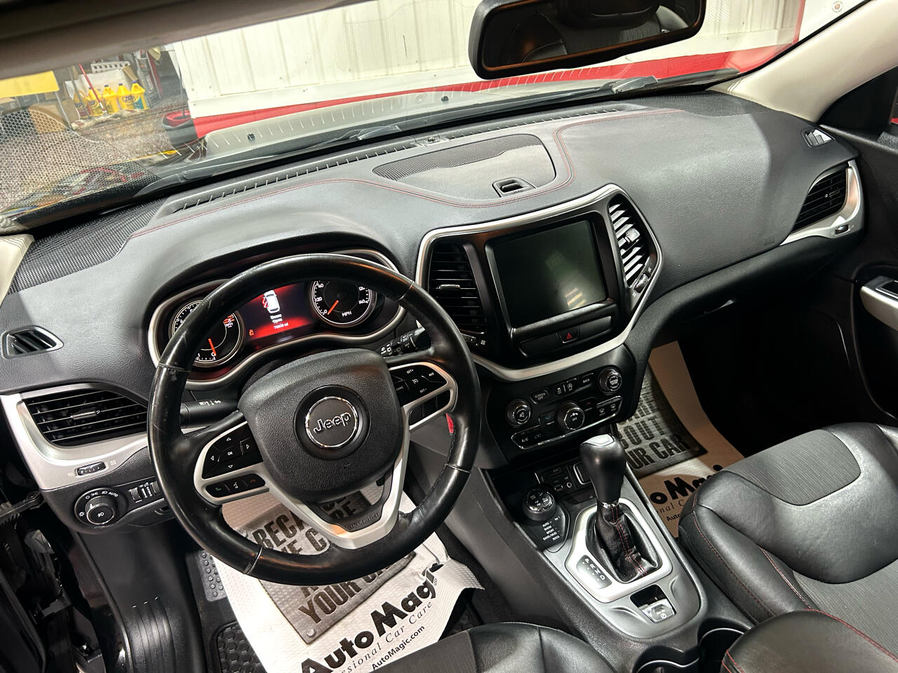 Jeep Cherokee Trailhawk 4x4 2018 Jeep Cherokee Trailhawk 4x4 2018