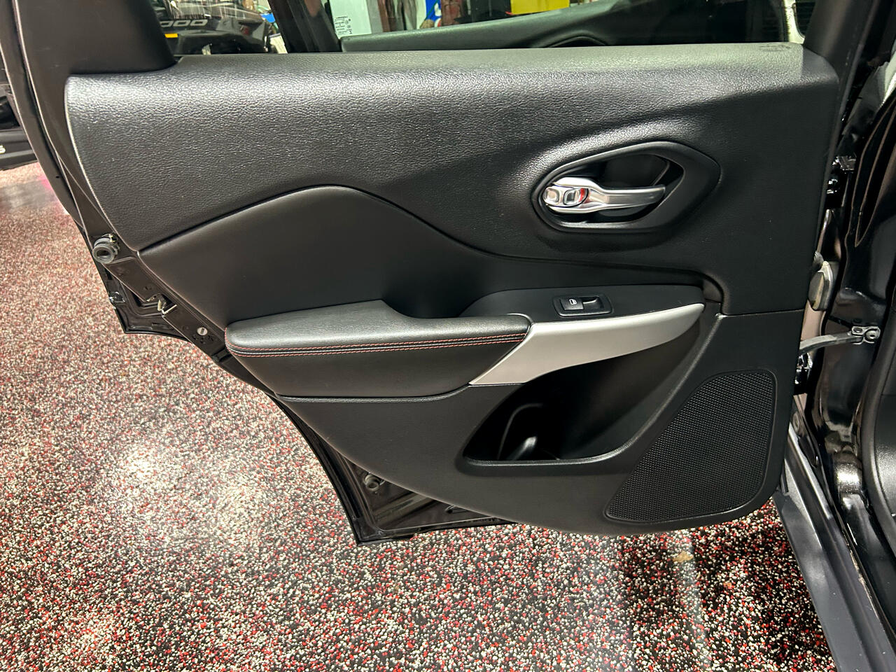 Jeep Cherokee Trailhawk 4x4 2018 Jeep Cherokee Trailhawk 4x4 2018