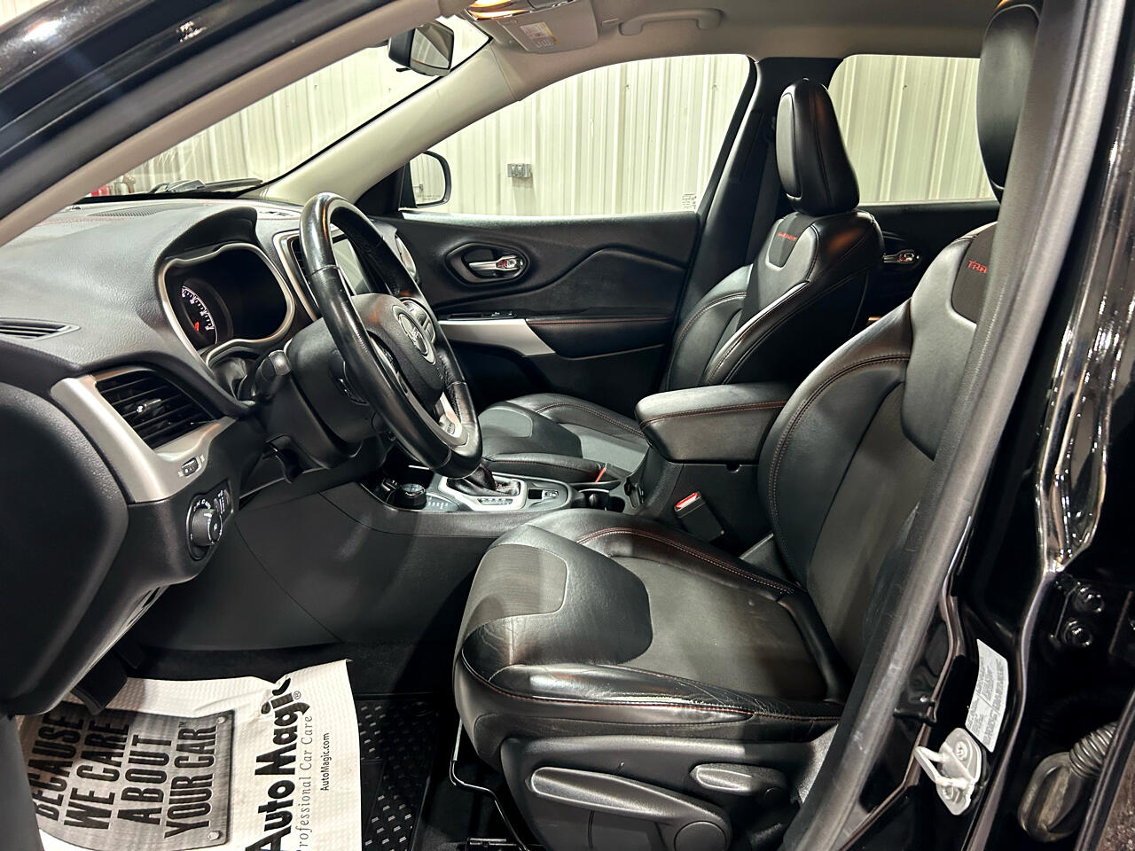 Jeep Cherokee Trailhawk 4x4 2018 Jeep Cherokee Trailhawk 4x4 2018