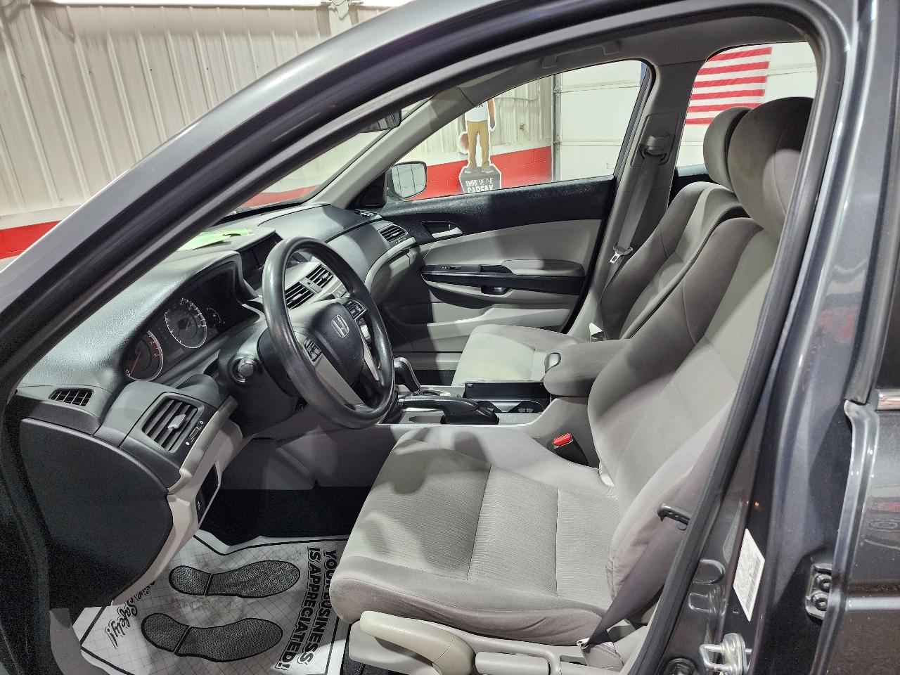 Honda Accord Sdn 4dr I4 Auto LX 2012