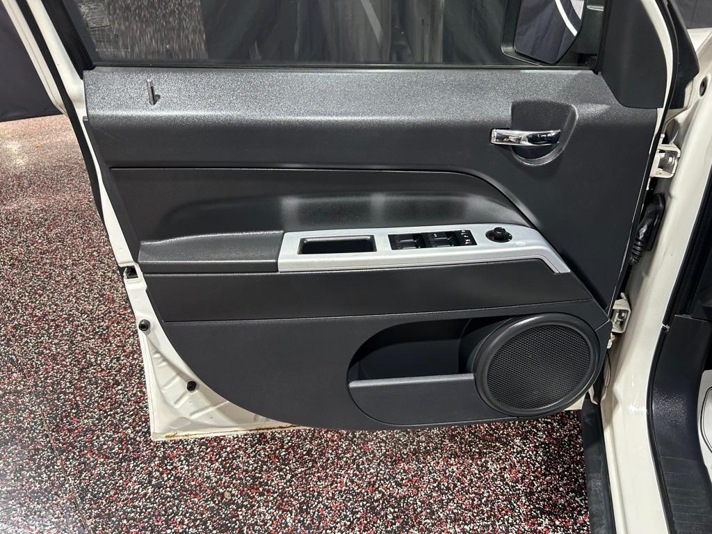 Jeep Patriot FWD 4dr Sport 2008