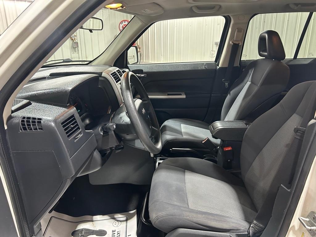 Jeep Patriot FWD 4dr Sport 2008