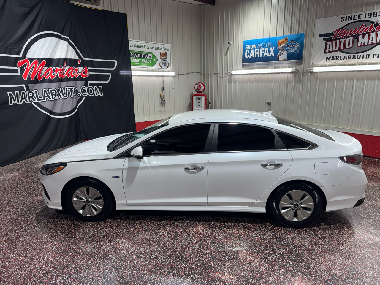 Hyundai Sonata Hybrid SE 2.0L 2019 Hyundai Sonata Hybrid SE 2.0L 2019