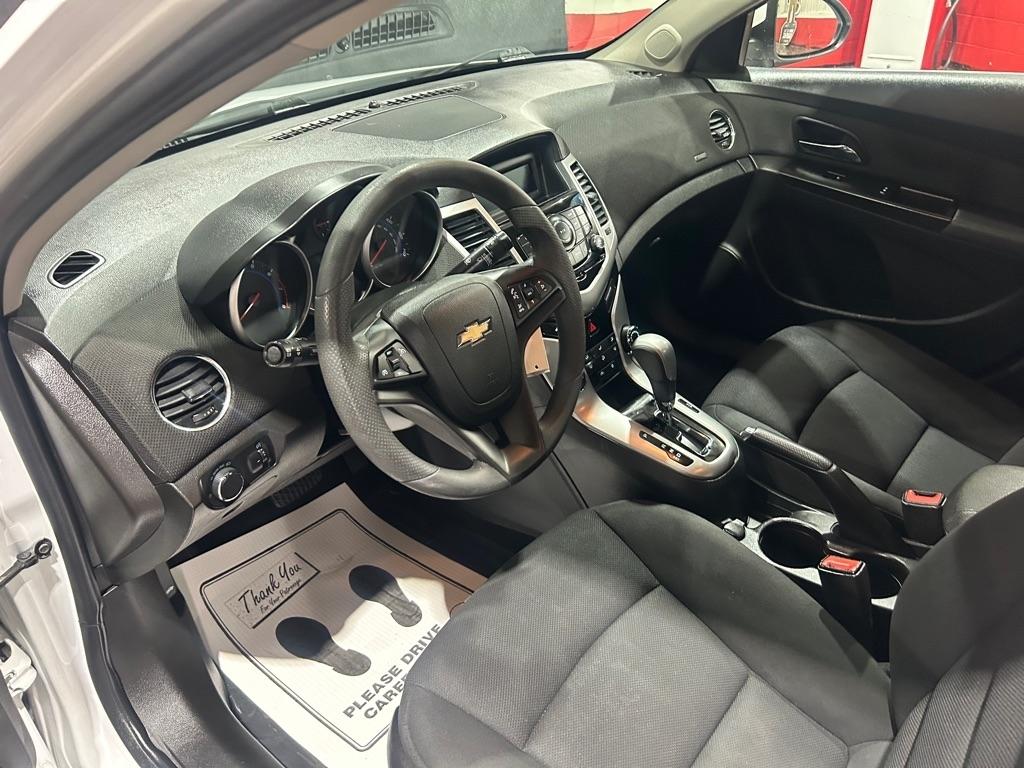 Chevrolet Cruze Limited 4dr Sdn Auto LT w/1LT 2016