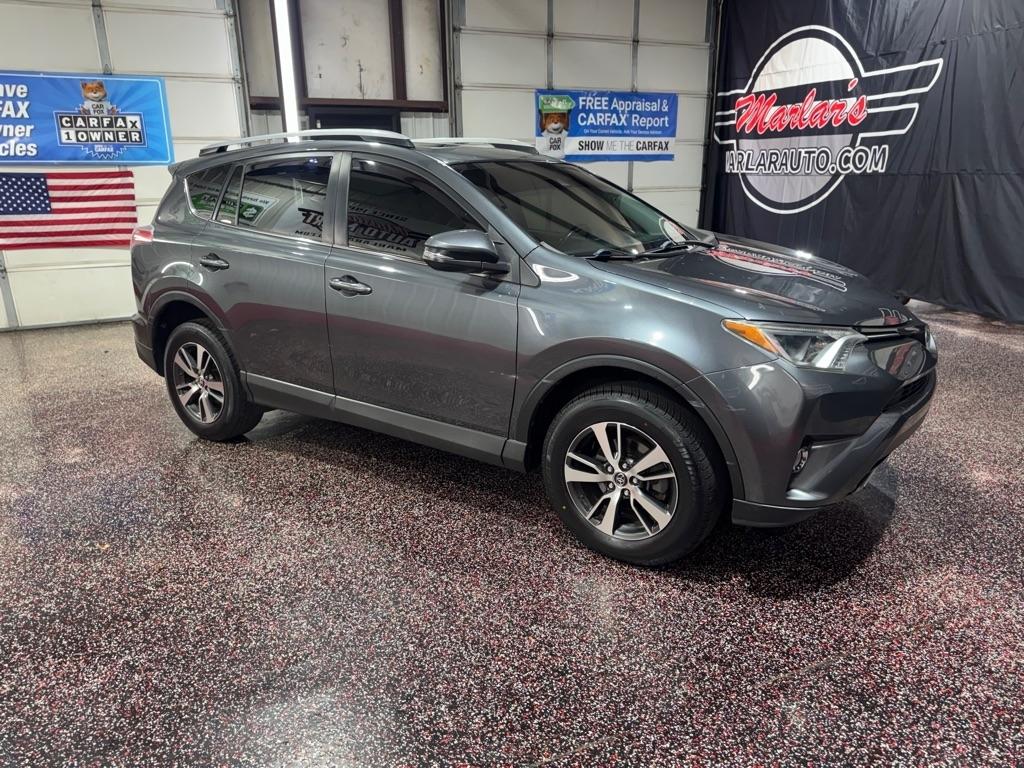 Toyota RAV4 XLE AWD (Natl) 2017