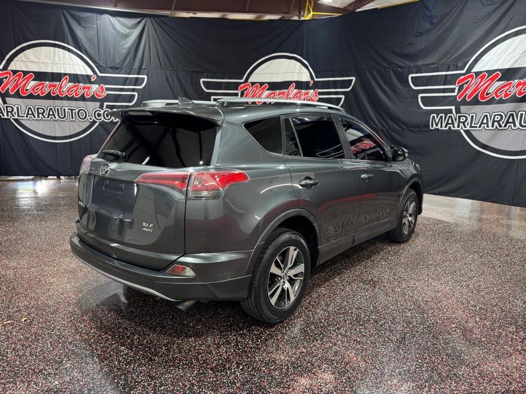 Toyota RAV4 XLE AWD (Natl) 2017