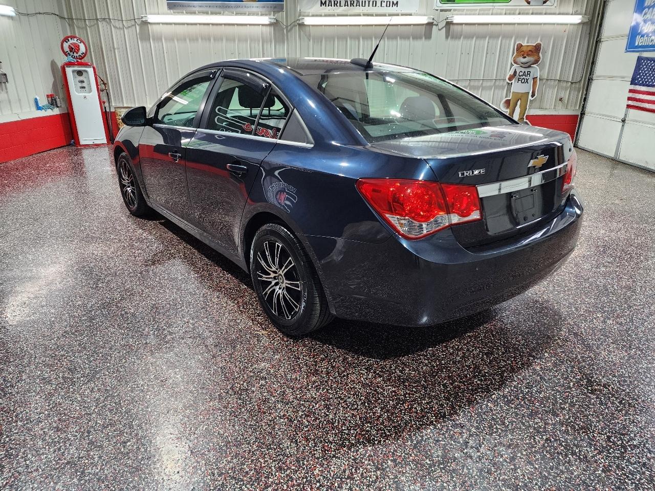 Chevrolet Cruze Limited 4dr Sdn Auto LT w/1LT 2016