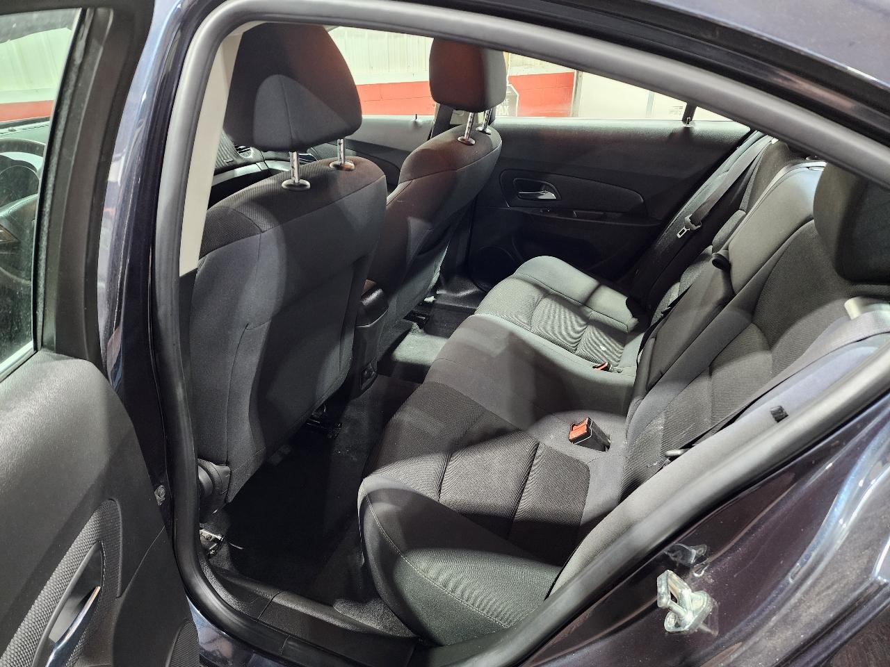 Chevrolet Cruze Limited 4dr Sdn Auto LT w/1LT 2016