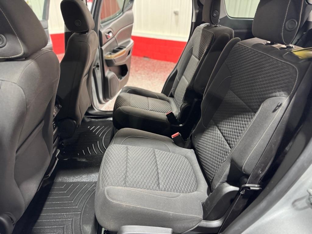 GMC Acadia FWD 4dr SLE w/SLE-2 2018