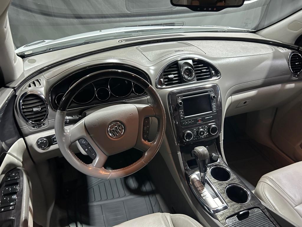 Buick Enclave FWD 4dr Convenience 2016