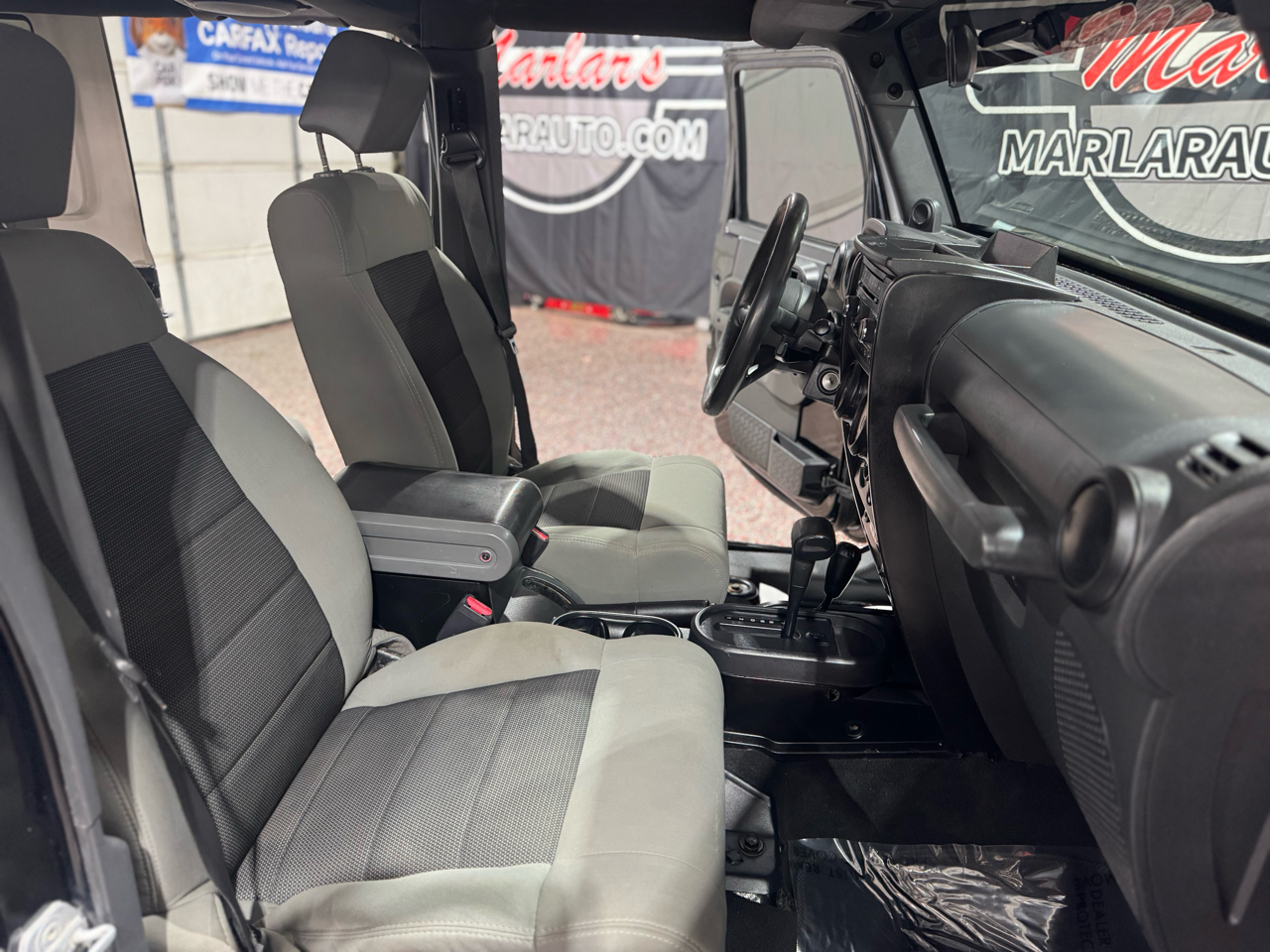 Jeep Wrangler Unlimited 4WD 4dr Sport 2010 Jeep Wrangler Unlimited 4WD 4dr Sport 2010